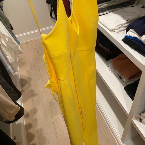 Yellow jumpsuit by Mango - Picture 6 of 8